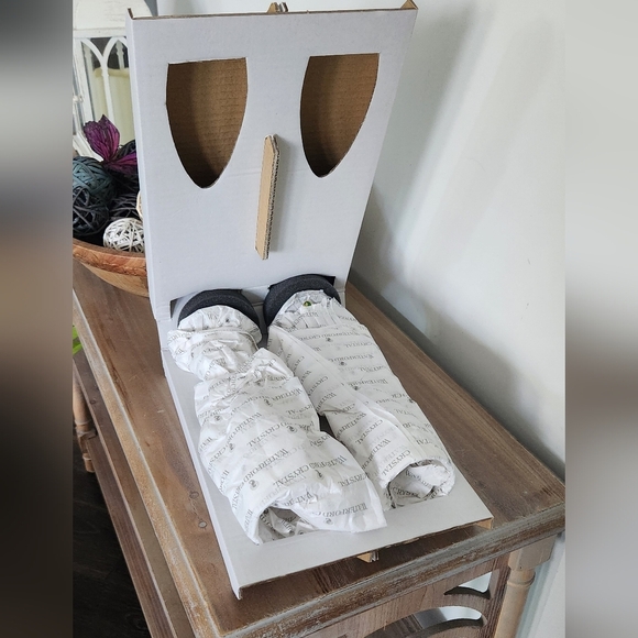 🥂 Waterford Crystal Mara Flutes – Set of 2, 9.5 oz, NIB, Elegant Crystal Design - Picture 11 of 16